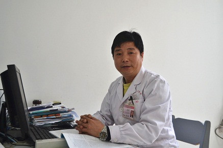 唐建军 副主任医师，消化内科主任